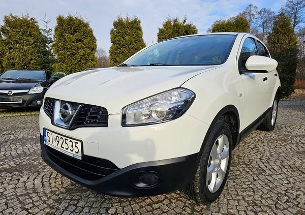 Nissan Qashqai cena 36900 przebieg: 188000, rok produkcji 2012 z Mszczonów małe 352